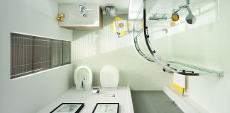 Mała łazienka dla rodziny, kolekcja Connect Space od Ideal Standard