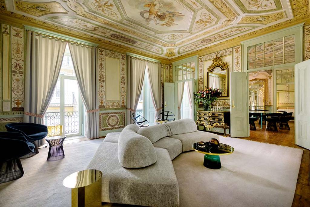 Wnętrze jak z bajki. Luksusowy apartament w Lizbonie - salon. Projekt Vitor Almeida
