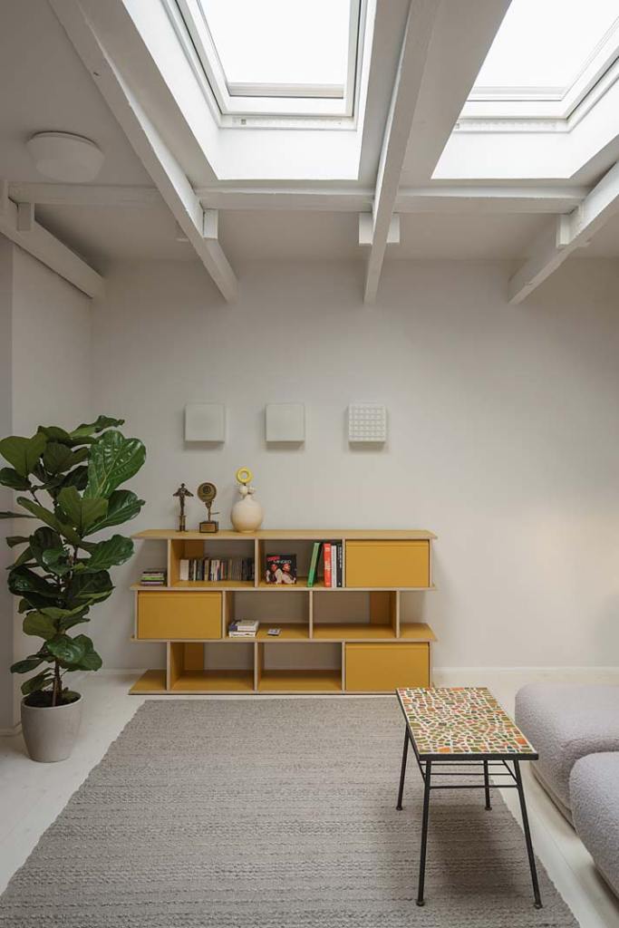 Mieszkanie w stylu vintage, pokój na poddaszu. Projekt Loft Kolasiński