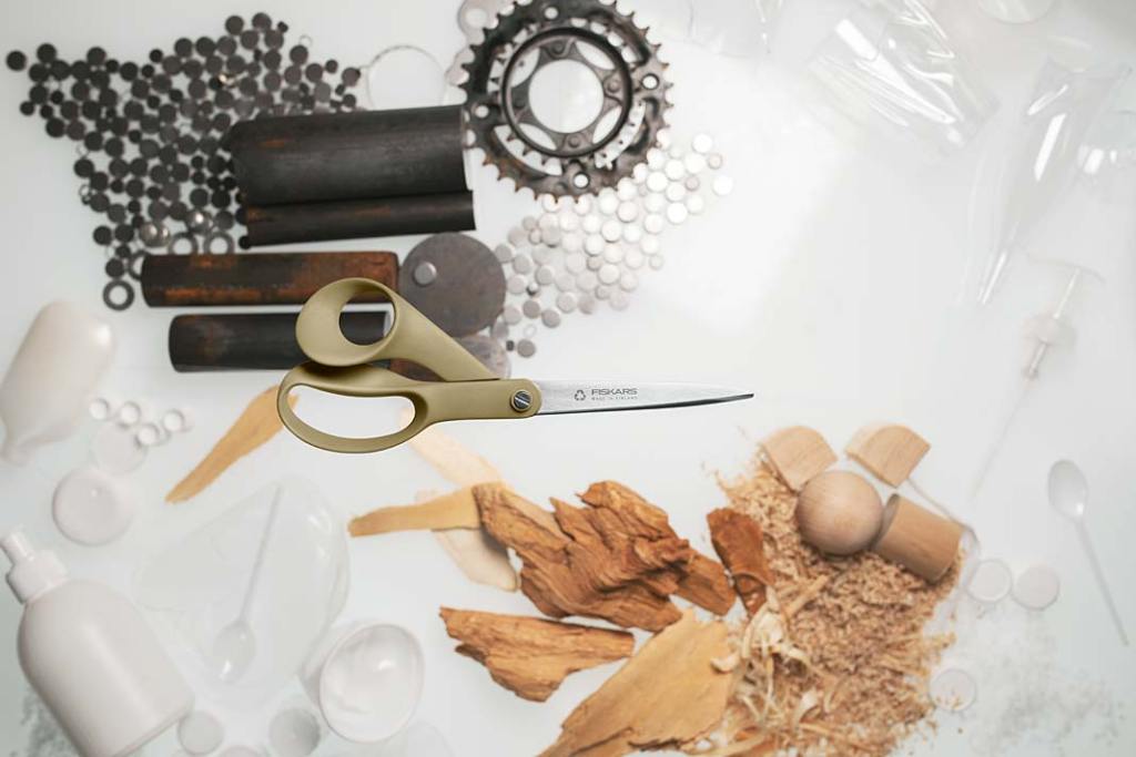 Nożyczki ReNew od Fiskars wykonano z materiałów pochodzących z recyklingu