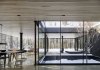 Pod jabłonią – dom z patio w centrum posesji