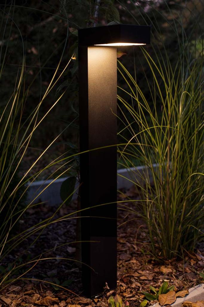 oprawa słupkowa oswietlenie ogrodu _ ogród z pomysłem